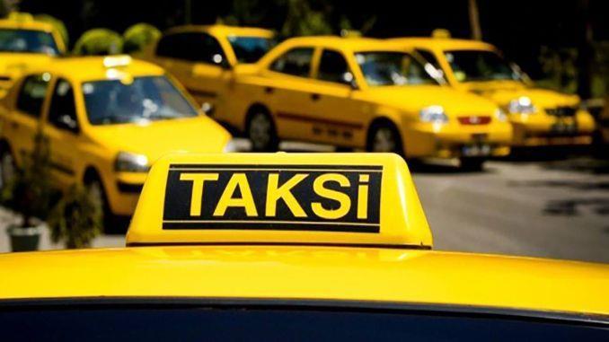 Taxi A quickest and easiest way to move around in Fethiye is with taxis. Rental cars are available near hotels, stores, and beaches. A taxi may also be flagged down on the highway.