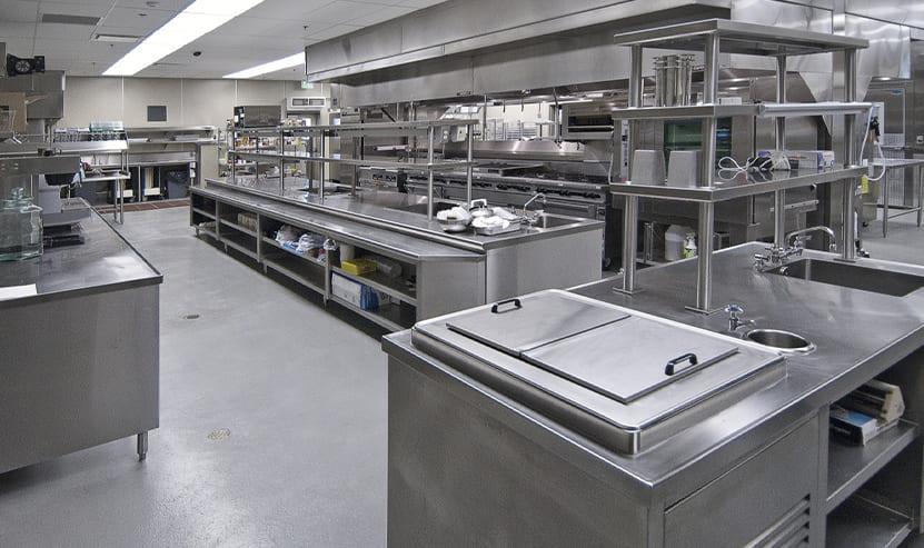 Utilises your Kitchen Space Effectively Most commercial kitchen employees face the problem of managing limited spaces, as the problem of fitting all the machines in the tiny delicacy preparation