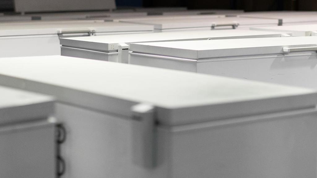 Commercial Refrigeration Benefits Helps to Keep the Space Cleaner While working in the catering industry, keeping your fridges and other cooling appliances neat and clean is critical.