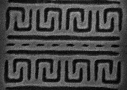 04 µm 2 cell by nanoimprint lithography 110 nm Half-Pitch 20 nm Half-Pitch Reduction: -- 6X in linear -- 30X in area