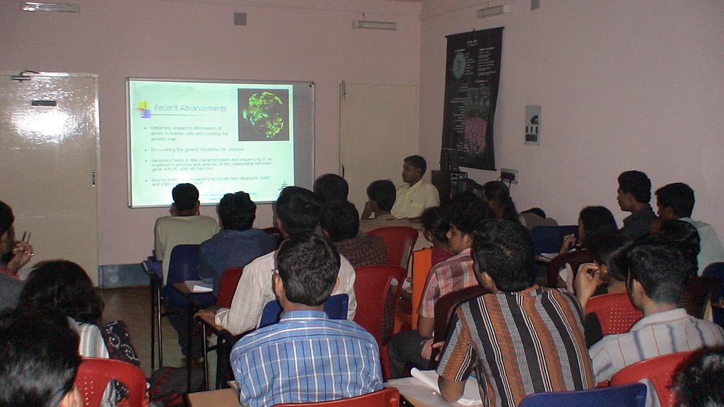 OUR CURRENT TRAINING PROGRAMMES : 15 Days Programme on Essential Skills on Biotechnology 1 Month Programme on Recombinant DNA Technology & it s application to Bio Industry.