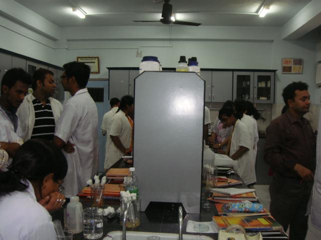 lab) Well Equipped Labs: Molecular Biology, Genetic Engineering, Microbiology ( Medical Facilities), Plant Tissue Culture, Biochemistry, Bioinformatics Wi Fi Computer Lab Personality Development