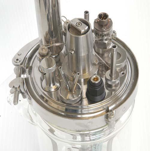 Sterility Xplorer the Benchmark for R&D Bio-reactors Long term sterility is important in all aspects of the design.