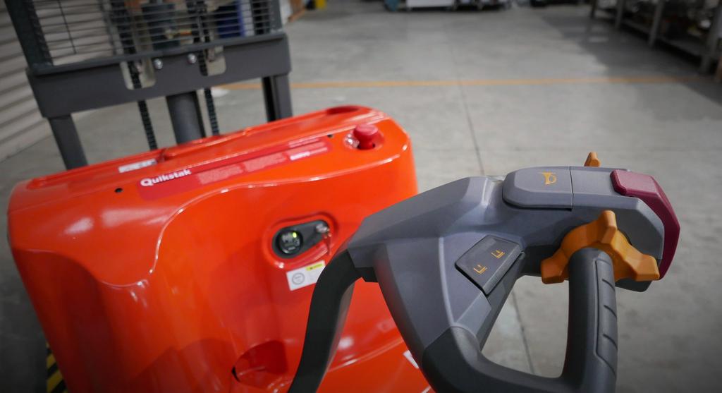 Guide to contents Introduction to the Quikstak S-Series The new range of smart-stackers, pallet trucks and accessories from Simpro.