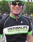 Do not use the circle tri-leaf with the Herbalife Nutrition sports logo on sports clothing and accessories. Do not combine logos (i.e., do not use the previous Herbalife sports logo to design a Herbalife Nutrition logo).