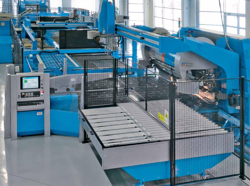 The S STe manufacturing lines PSbb Punching, Shearing, buffering and bending PSBB is a compact, flexible manufacturing line processing blank sheets into