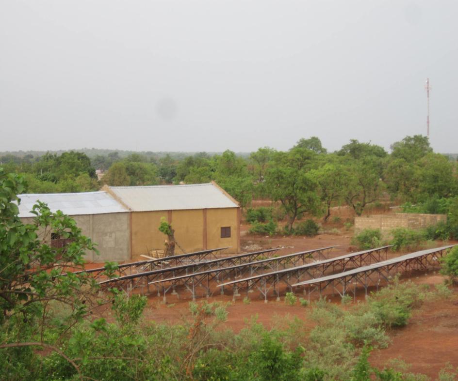 Rural Electrification: Examples from Mali Massigui (Mali) - Population: 7404 - Installation: Solar 50 kw Batteries (three days backup)