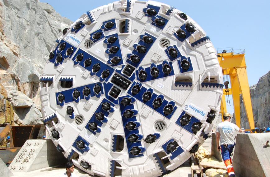 5 TBM DESCRIPTION AND MAIN DETAILS 5.1 Cutterhead. The cutterhead consists of a six-piece bolted and doweled heavy duty structure for hard rock (see Figure 5).