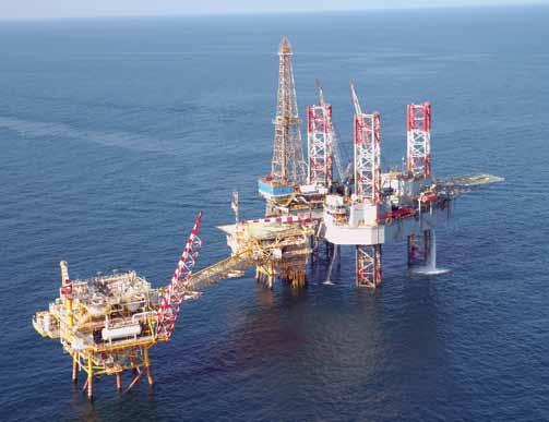 04 / total in qatar Upstream Al-Khalij field, Block 6 A complex and challenging oilfield Total is the operator of Al-Khalij, an offshore oilfield discovered in 1991 on Block 6.