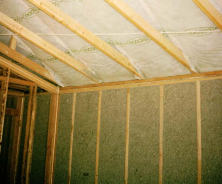 12 Building Science Digest 102 Photograph 3: Netted Cellulose Air and vapour permeable insulation in hot-dry climate Control of condensing surface temperatures typically involves the installation of