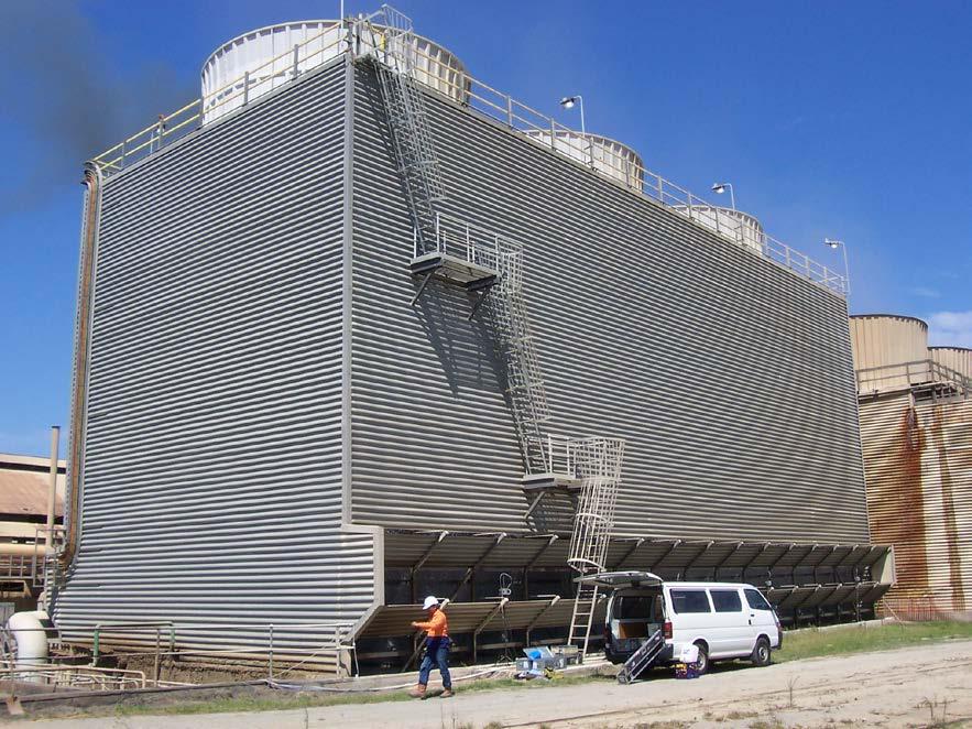 The new cooling tower In the 2014 maintenance season, the Jord cooling tower was demolished. The Breezewater cooling tower was erected and commissioned in time for the start of the 2014 season.
