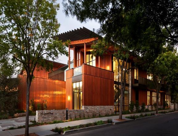 Leading by Example Packard Foundation LEED PLATINUM 49,000 SQUARE FEET ZNE PERFORMANCE Energy use can be reduced by 65% through