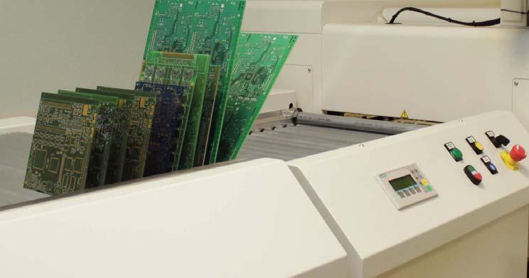 Rapid line AUTOMATIC LOADER The RAPID Line features the automation of both the horizontal and vertical testers, an absolute innovation for the market of mobile probers for PCBs.