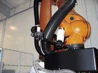 Using standardized image processing and software components, KUKA offers simple and reliable solutions for locating the objects to be moved.