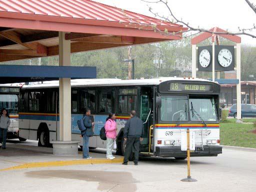 Madison Metro Transit: Transfer Point Centers Summary: It took nine years of planning, but on July 19, 1998, the Madison Metro Transit changed overnight into the timed transfer departure system.