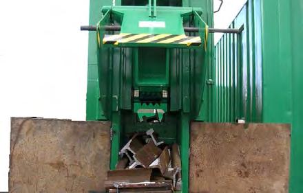 A magazine is used for feeding the rails into the breaker.