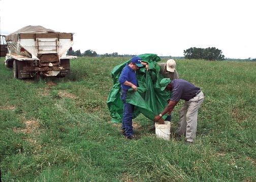 Calibrating with the tarp method The tarp method consists of: 1. Placing a tarp (or plastic sheet) on the ground. 2. Using the manure spreader to spread the manure on the tarp. 3.