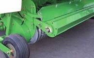 Optional equipment, such as MultiCut, the rotor fed chopping system, double twining or net wrap system, bale ejector with the Mini-Stop collection plate, tandem axle and a choice of Basis, Medium or