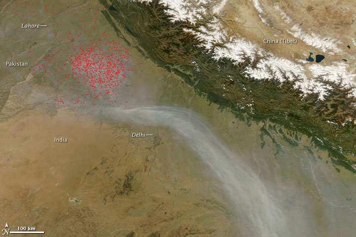 At the base of the Himalaya Mountains in north-western India, the annual agricultural fire season was underway in the states of Punjab (closest to Pakistan) and Haryana (to the southeast) in early