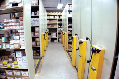 Even under mezzanines, ActivRAC Systems can solve storage challenges. Its innovative carriage systems mobilize your materials while allowing complete access and productive logistic solutions.