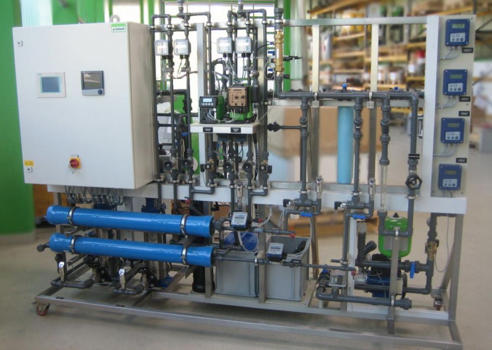 Reverse Osmosis Two 4 modules with 7 m² active membrane area per