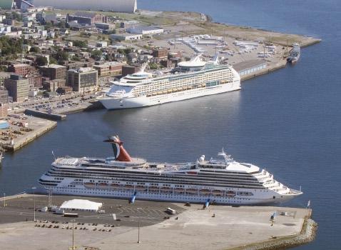 New Brunswick at the Centre 21 Cruise Ship Industry The cruise ship industry has seen tremendous growth in New Brunswick over the past several years.