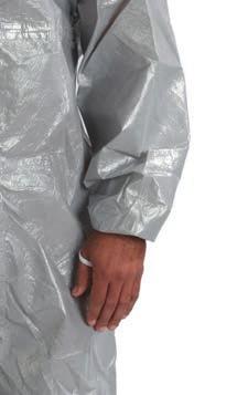 3-panel hood design for enhanced compatibility with complimentary PPE Two stormflaps combined with double colourcoded zips to create a double seal for