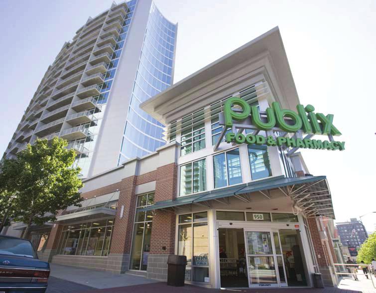 n retailer profile PUBLIX GOES THE EXTRA (GREEN) MILE This southeastern grocery chain is reducing energy usage, recycling, and building sustainable stores.