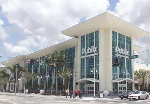 There are more than 600 Publix associates involved with facilities maintenance. Publix handles most facilities issues in-house.