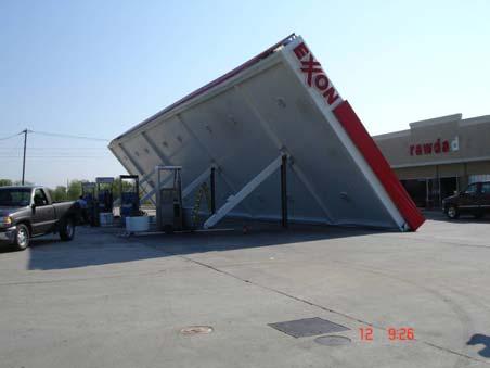 Exxon Gas Station, Road 365 and Labelle Road, Hillerbrandt, TX (Photograph taken