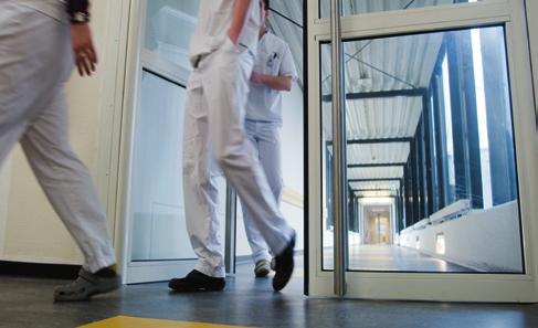 KONE Gliding doors KONE Gliding doors are ideal in a hospital. They open and close very smoothly and silently.