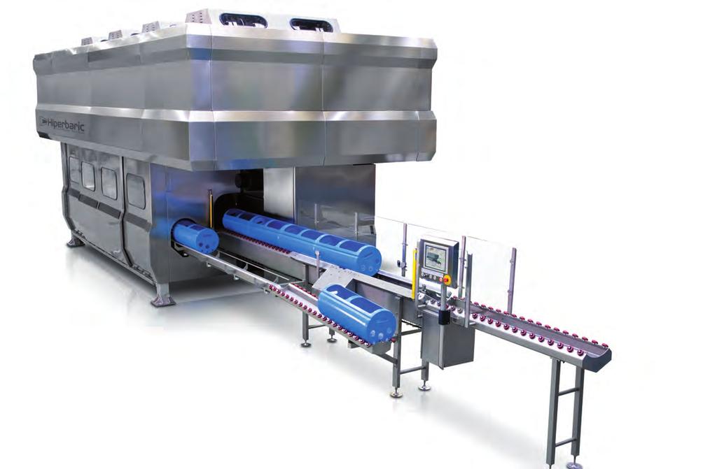 This model is the first of our range with a 380 mm diameter, which can accommodate larger products and process large pouches.