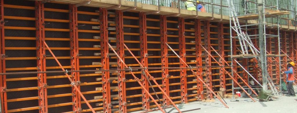 Horizontal or vertical beam for the fabrication of wall formwork. Complements RMD Kwikform's various product ranges.