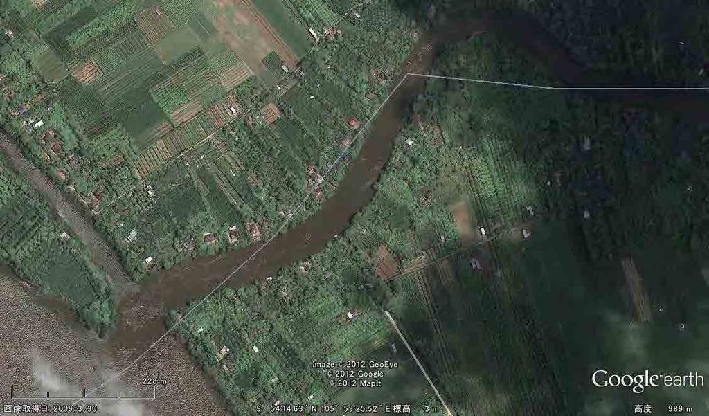 Climate Change Adaptation in Mekong Delta (Tra Vinh) Vietnam Proposed construction site Tan Dinh river Provincial road Hau river Figure 6.4.