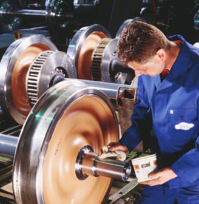 Overview The course covers the fundamentals of bearing failure modes and analysis and shows how to identify the more common failures through knowledge of the load patterns on the bearing raceways and