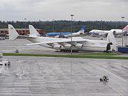 With a maximum gross weight of 600 tonnes (1,300,000 lb), the An- 225 remains as the world's heaviest and largest aircraft, being even bigger than the current double-decker Airbus A380.