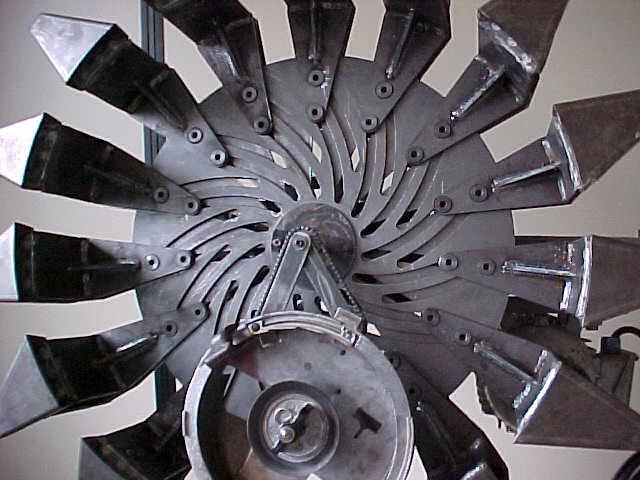 wheels of different diameters obtained through different lengths of punches fastened to a hoop attached to the wheel.