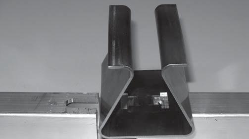 profile rails. Insert a screw with U-shaped profile plate there in each case. 1 2./3.