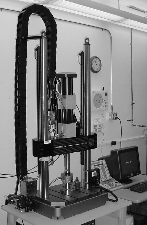 Material testing Moderate strain rates Instron servo-hydraulic UTM Contact extensometer (0.