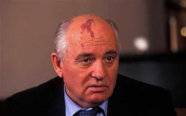 Background: Changes in the Soviet Union In the late 1980s, the Soviet Union and its satellite states began to crumble. Mikhail Gorbachev s reforms were unable to save the Soviet Union.