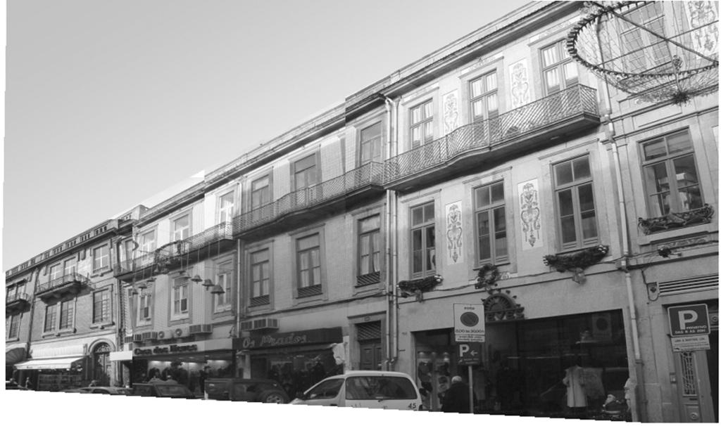 4 DESIGN OF MITIGATION MEASURES Figure 1. Buildings along Rua Fernandes Tomáz. length of almost 100 m beneath historical and protected buildings, along Rua Fernandes Tomáz.