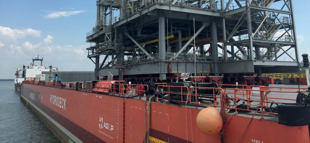 ADAPTABLE The Hydro Deck has the ability to work alongside existing operations or can be placed as a turnkey platform for a variety of offshore and subsea construction applications.