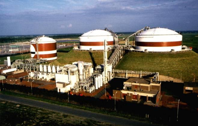 Peak Shaving LNG Plants in 1970s - Belgium