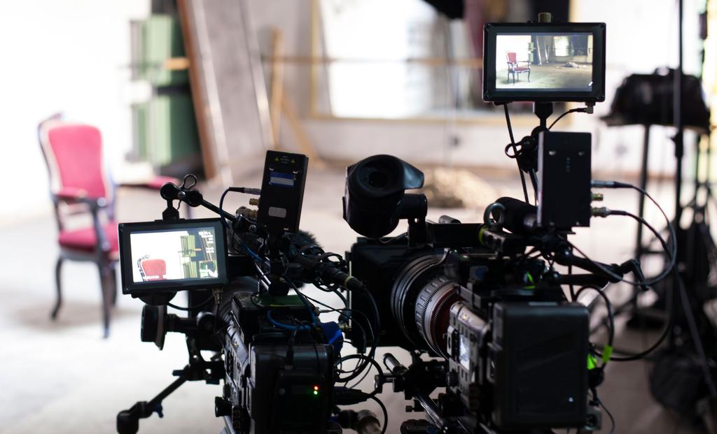 Corporate Video Simple and Cost-Effective Media Production & Archive Video is the preferred means of communication today, and this holds true for corporate communications, too.