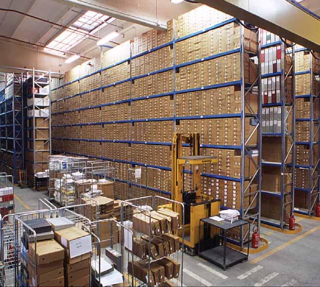 VNA (VERY NARROW AISLE) Very narrow aisle otherwise known as VNA, is the use of selective pallet