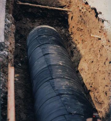 Pipelines under rivers or projects in steep mountain applications or in areas with a lot of digging activities are only a few extra examples for the perfect usability of the Rockshield net 4pipes.