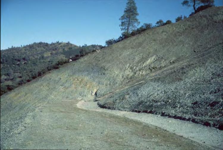 Serpentine cut-slope to the right of