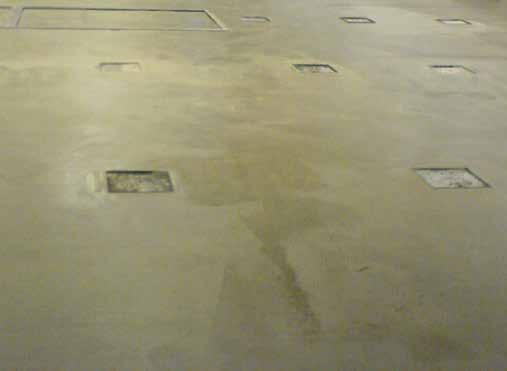 8 Antistatic ceramic floor coverings