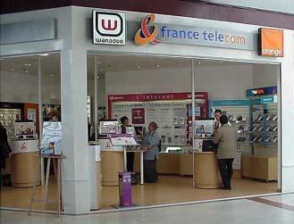 30 FT stores: increase presence in high traffic shopping zones and where customer reside France Telecom Shopping