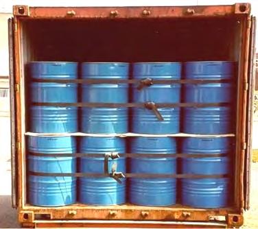 Top view Steel drums, double-stacked in a block stow, and secured 20 -Container: 80 loose steel drums secured by tensionable straps which are fixed to the framework of the